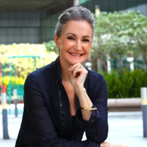 DEBORAH LYNNE LAW (DEBORAH LAW)