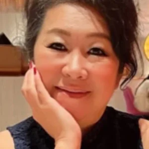 BAY JOO LEE (Bay Joo Lee (Mdm Ann Bay))