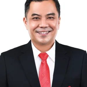 RICHMOND CHIA CHEOW KUAN (RICHMOND CHIA)