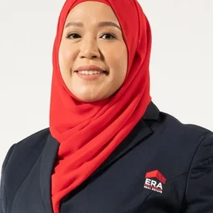 NUR EMERLIA BINTE RAZAK (EMMY WAN)