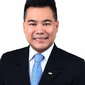 LIM EMAN (Eman Lim)