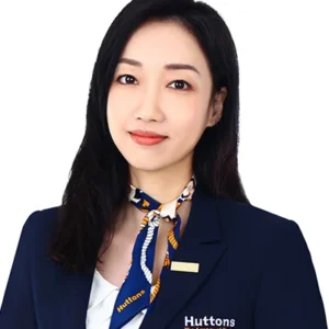 LOW HUI ZHEN (Chloe Low)