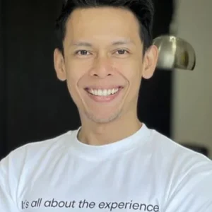 MUHAMMAD IQBAL BIN ZAINAL (CHRIS ZAINAL)