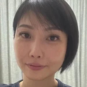 NGIAM CHAOHUI (Ella Ngiam )